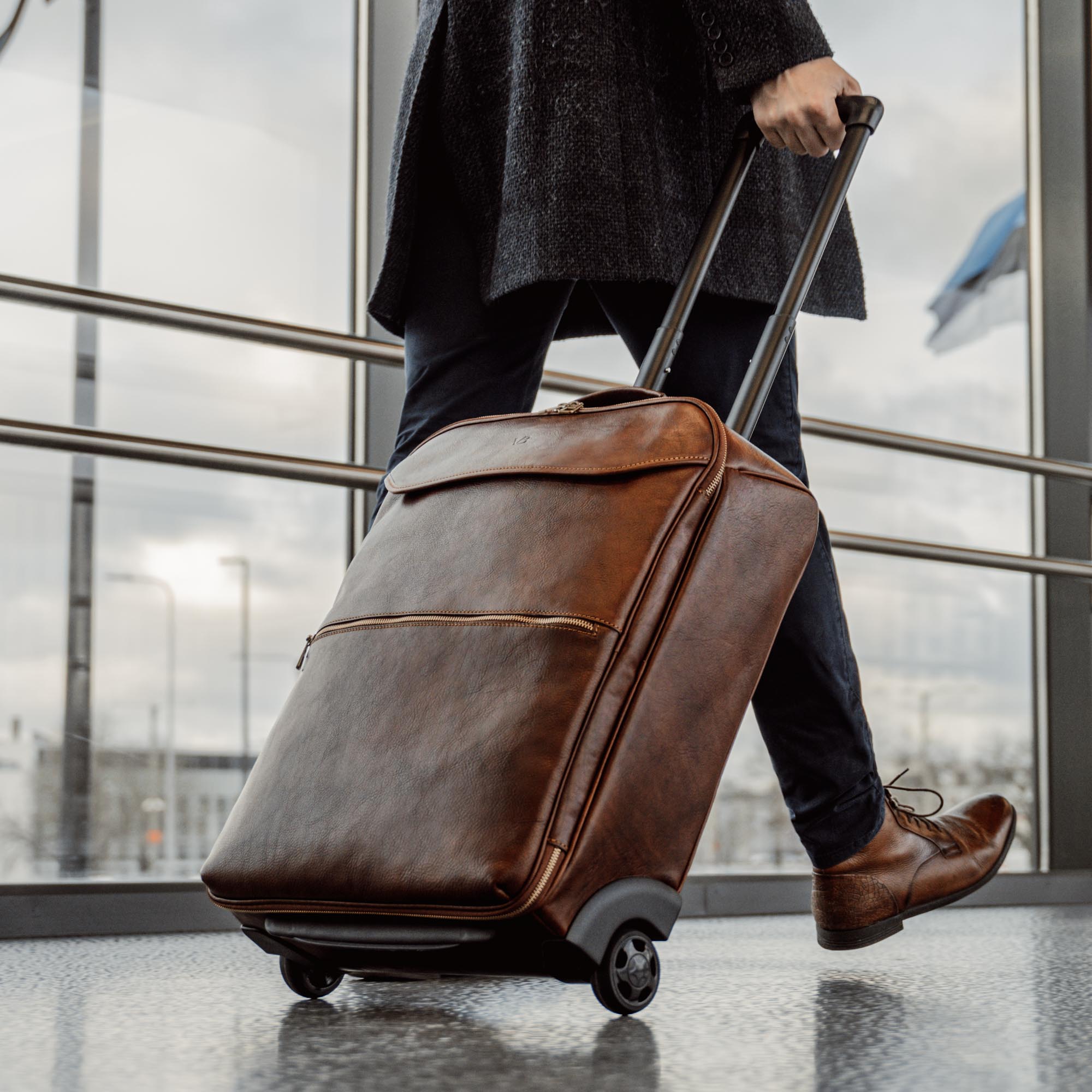 Leather Carry On Luggage with Wheels for Men