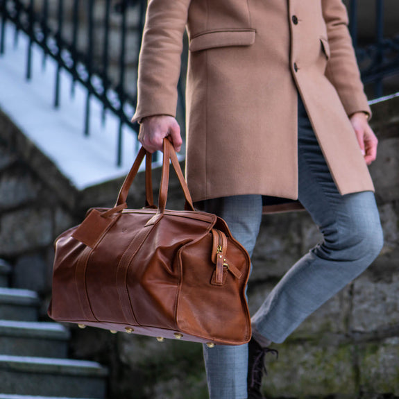 How to Maintain Leather Bags and Keep Them Looking New