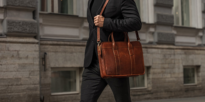 Messenger Bag Types & Style Guide – Von Baer