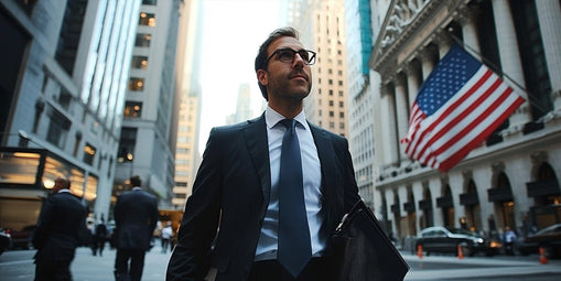 Professional Work Bags for Male Investment Bankers