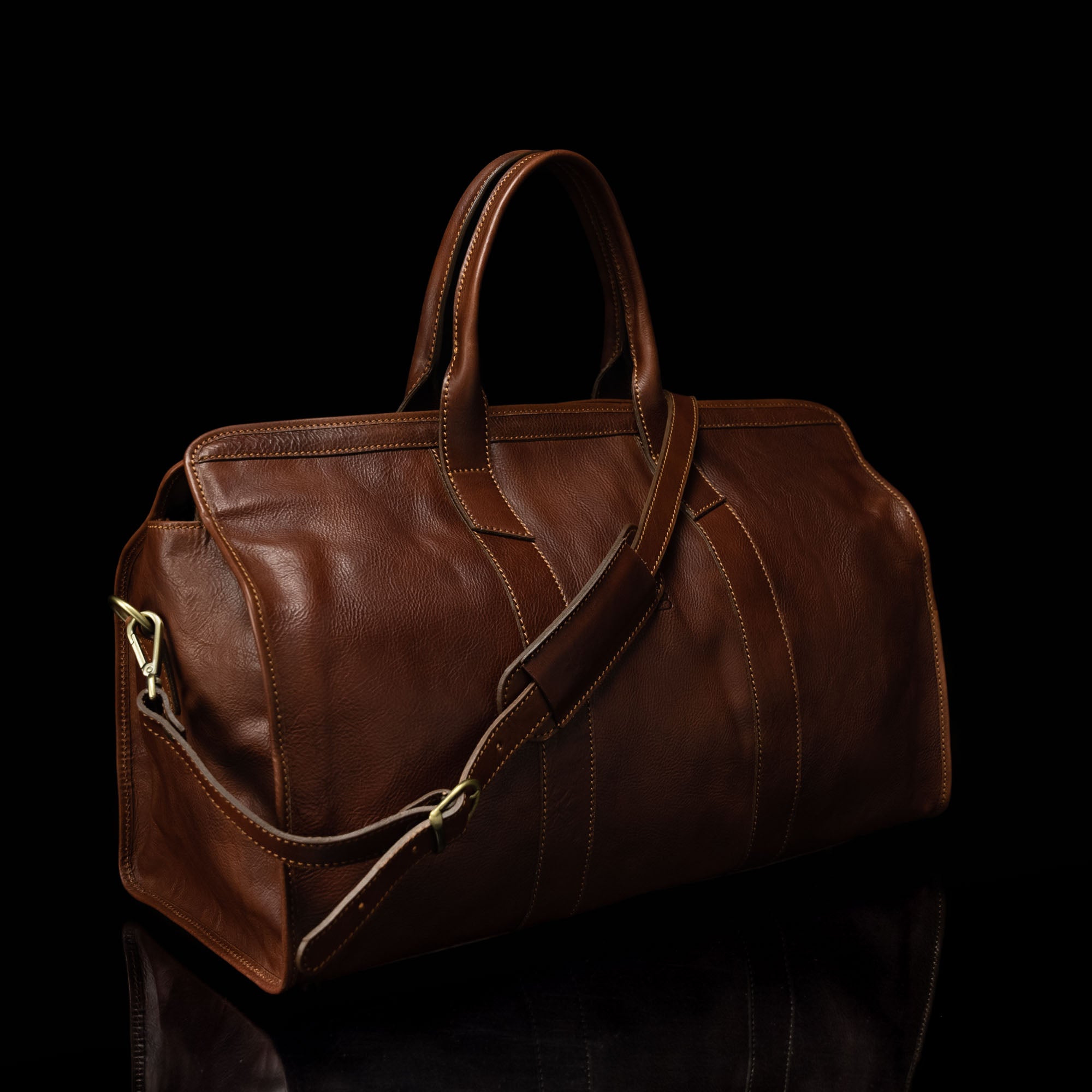 premium leather travel bags for men by von baer