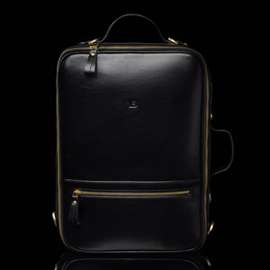 High-quality black leather laptop travel bag for men, featuring a front view, made by Von Baer. Stylish and functional for carrying laptops on trips.