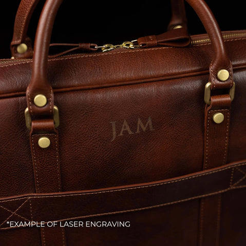 Close-up of the Von Baer City large full-grain leather laptop bag personalized with laser engraving JAM