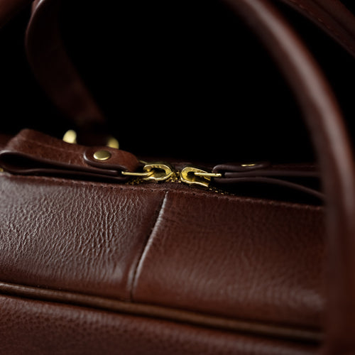 City Large: 17-inch Leather Laptop Bag for Men with 
