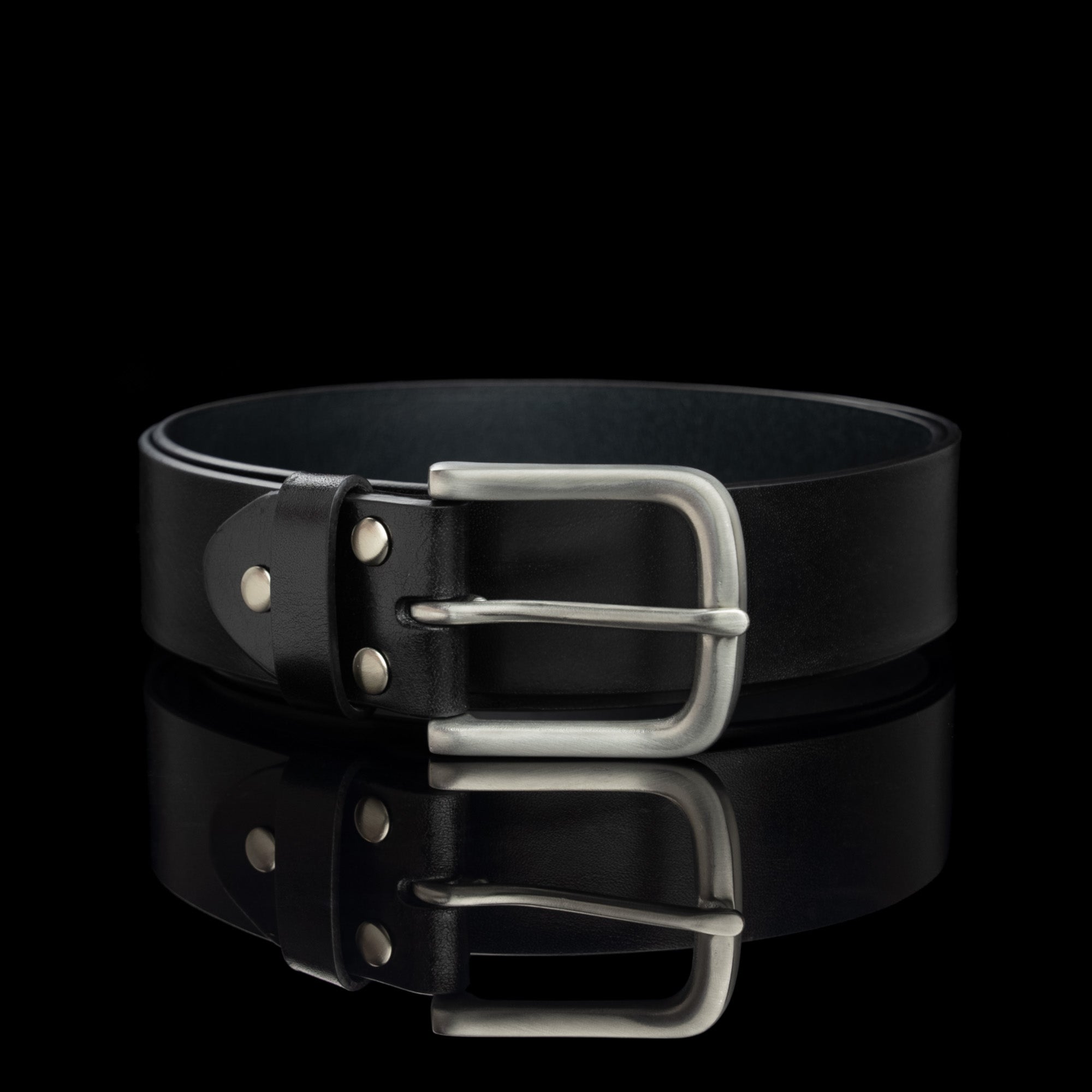 Classic Full-Grain Leather Belt - Von Baer