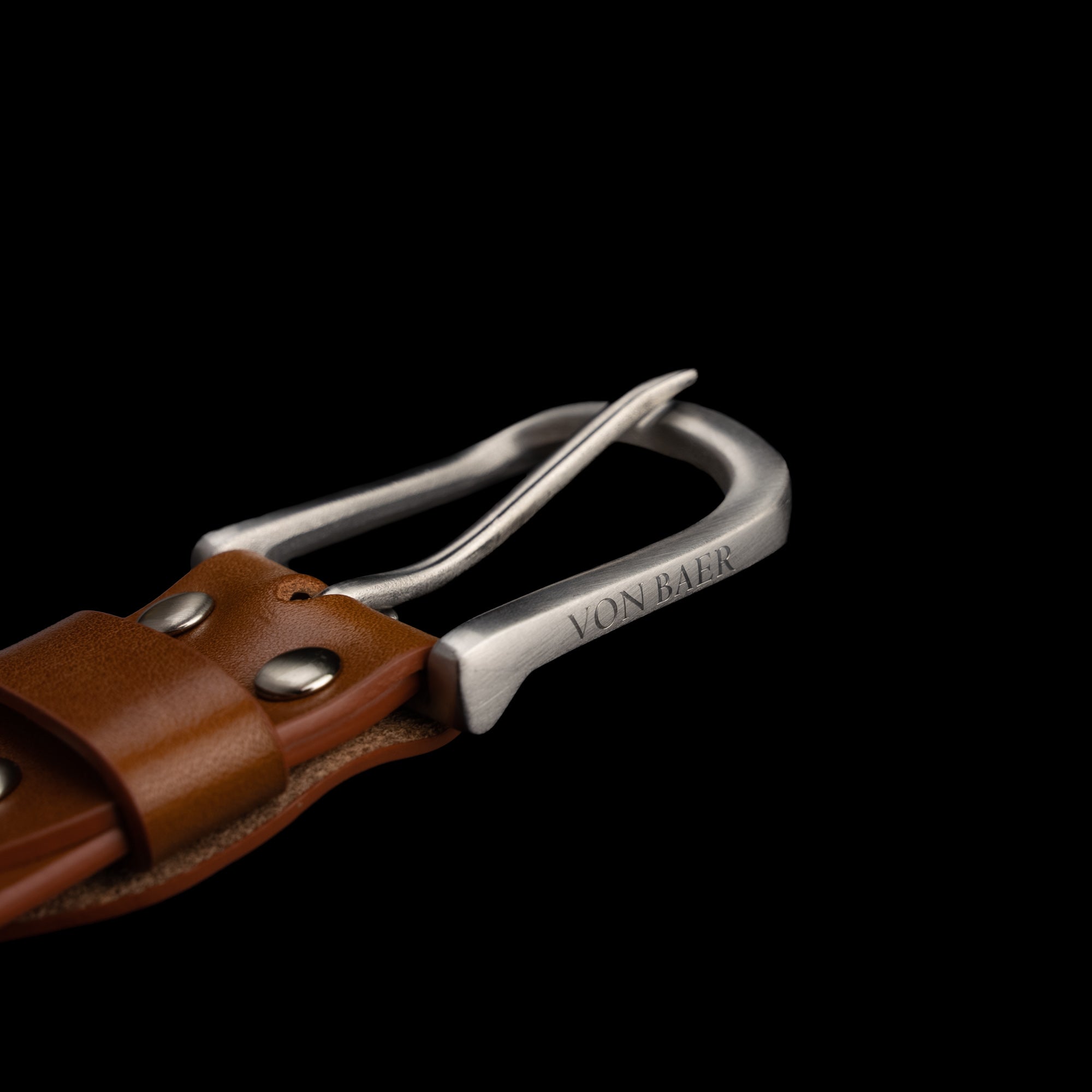 Classic Full-Grain Leather Belt - Von Baer