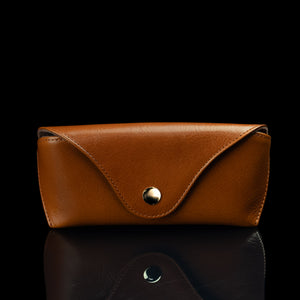A front view of a tan Von Baer Deluxe luxury leather glasses case for women.