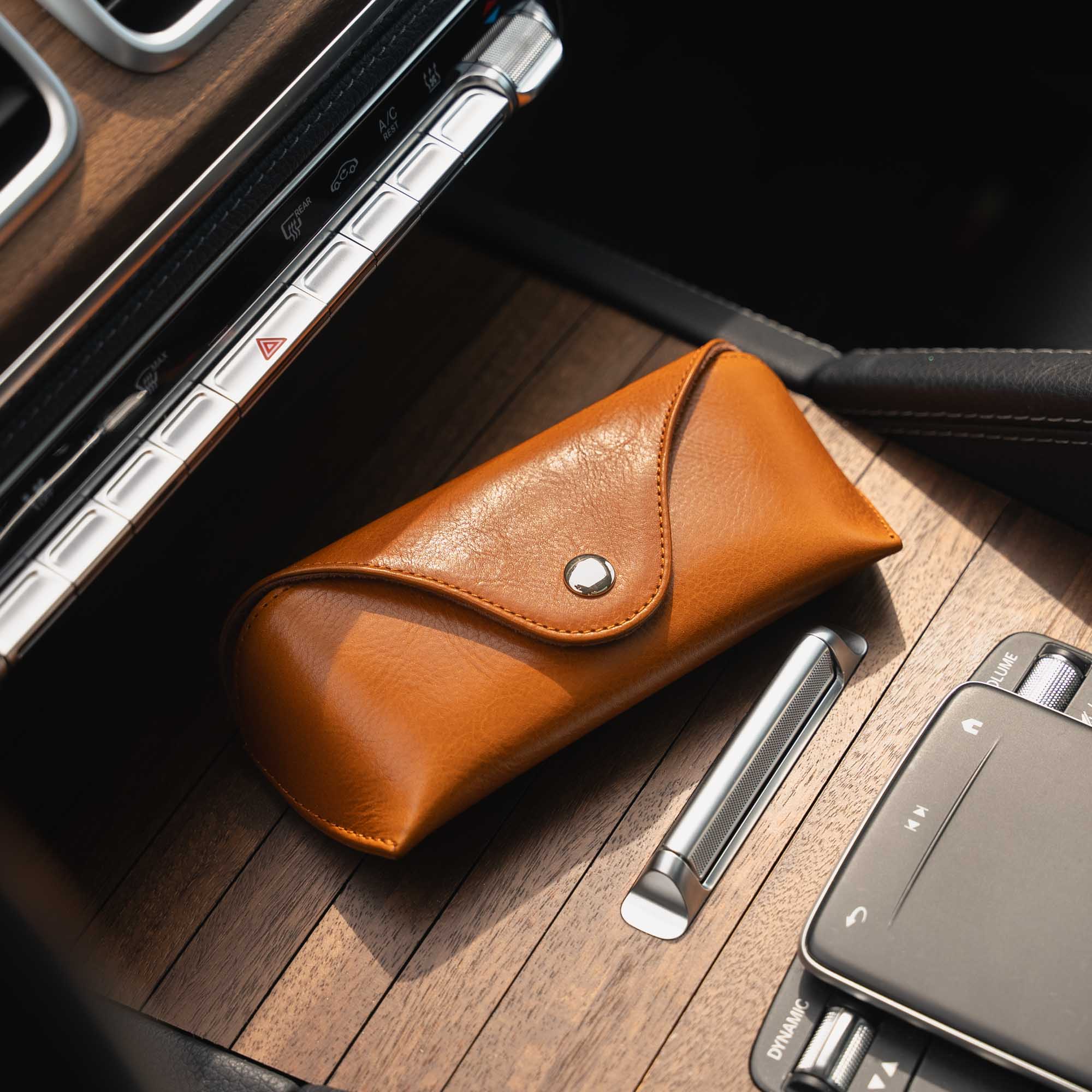 Luxury Leather Glasses Case for Women - Von Baer