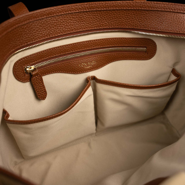 Von Baer Elegance cognac tan luxury leather tote bag showing inner space and lining