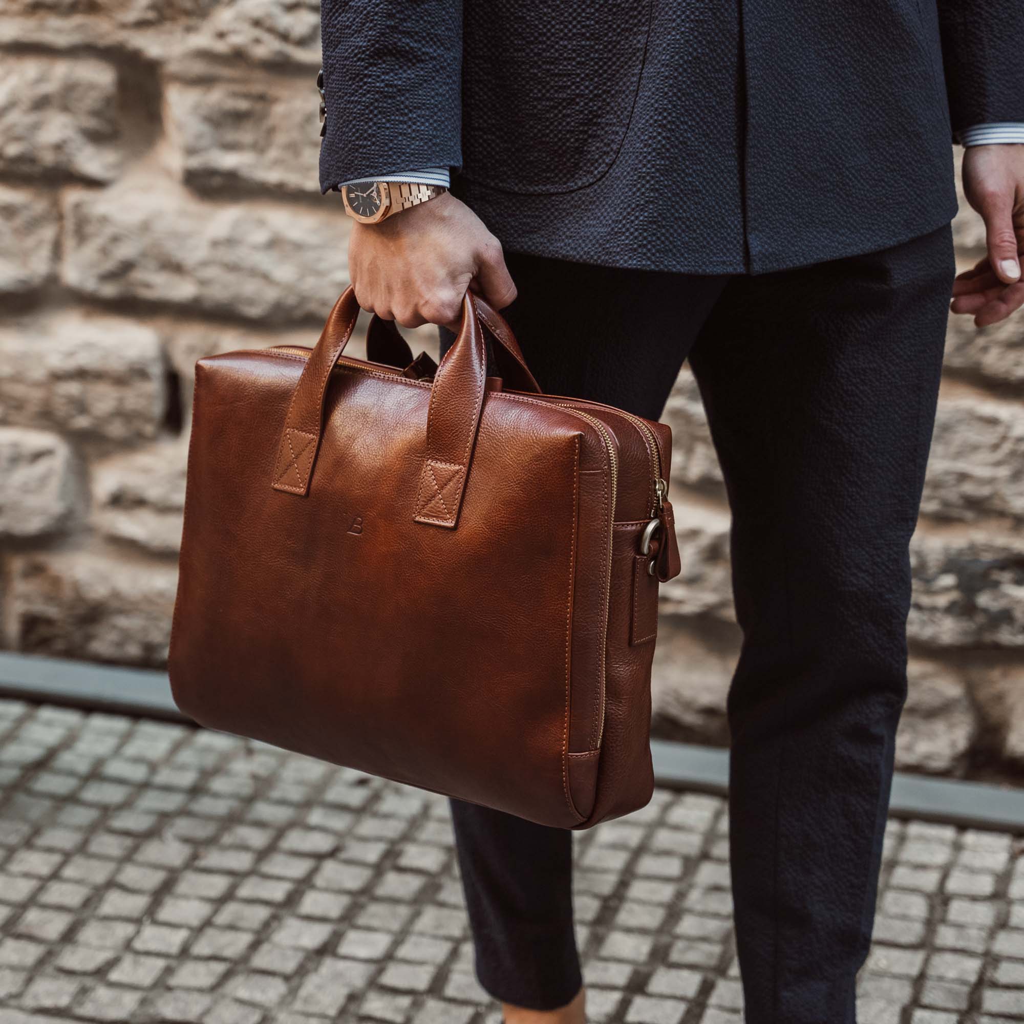 Modern Full Grain Leather Briefcase for Men with Shoulder Strap - Von Baer