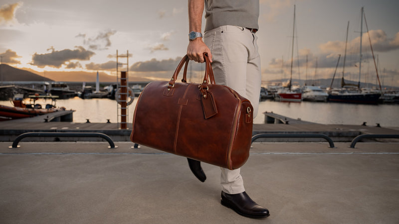 Von Baer Grand Large Full-Grain Leather Garment Travel Bag (Brown, Sunset Marina, Model)