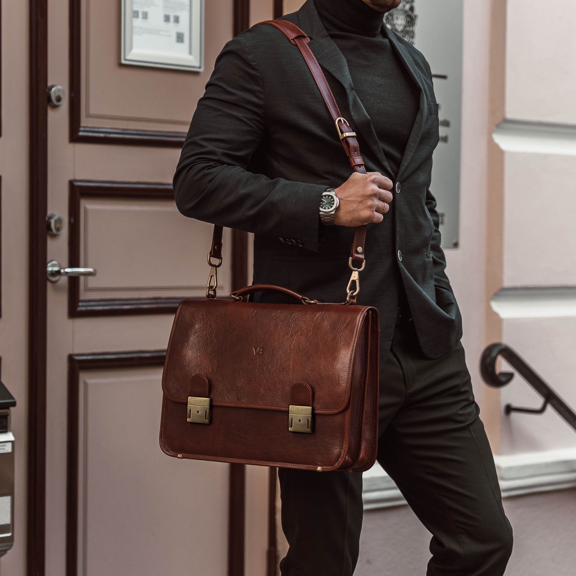 Mens leather briefcase with shoulder strap Clearance