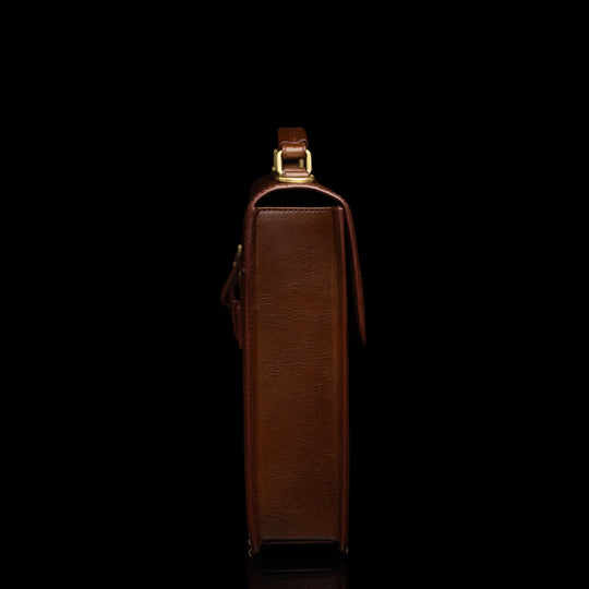 Von Baer No.3 men’s slim full-grain leather briefcase, profile view for professional work and business use.