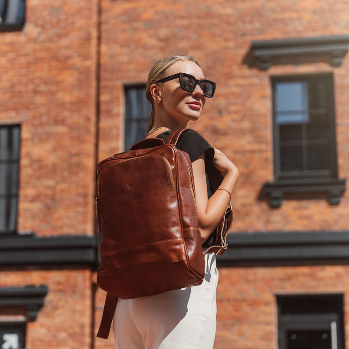 von baer prime luxury womens leather backpack brown on female mode