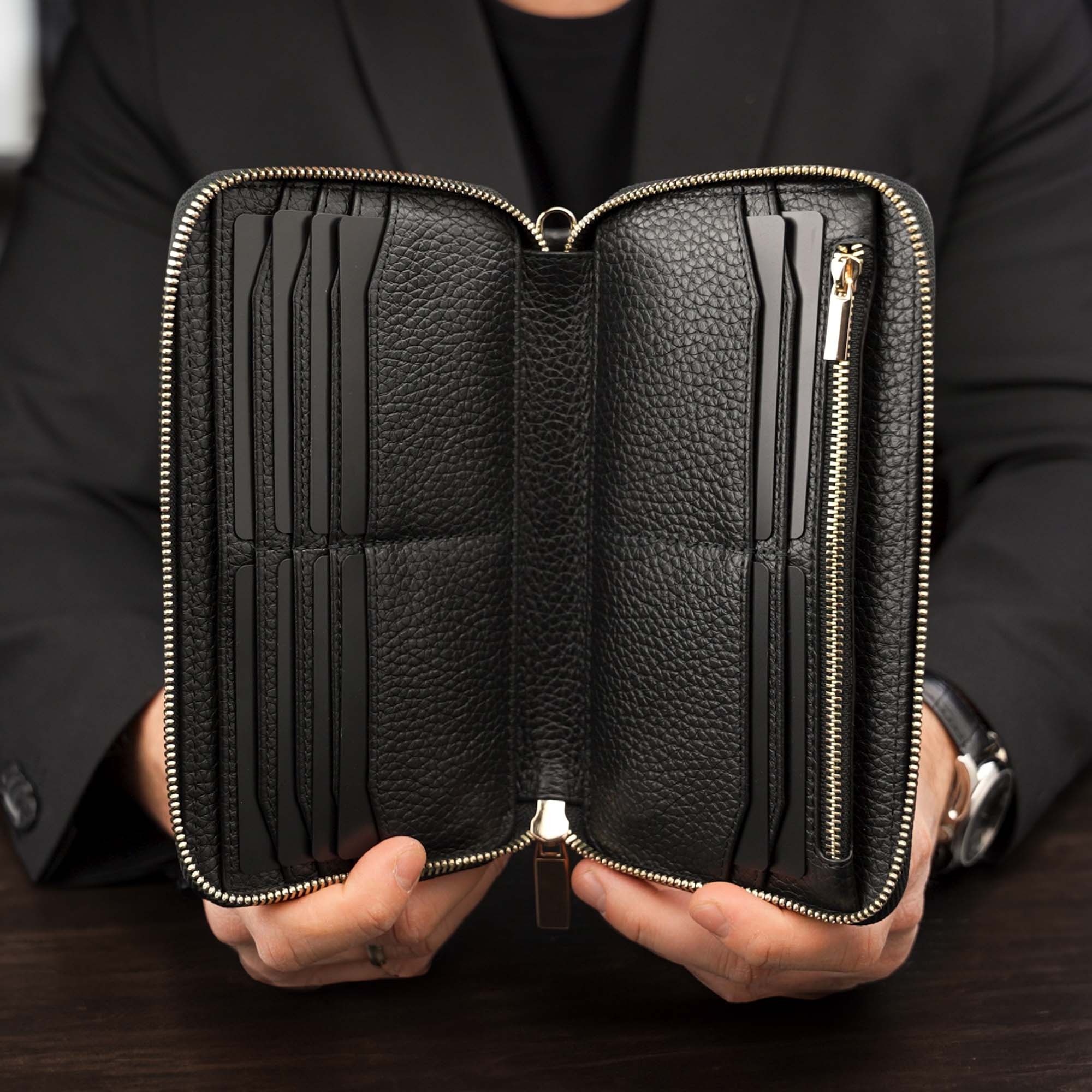 Men's Italian Leather Zip Around Wristlet Wallet with RFID