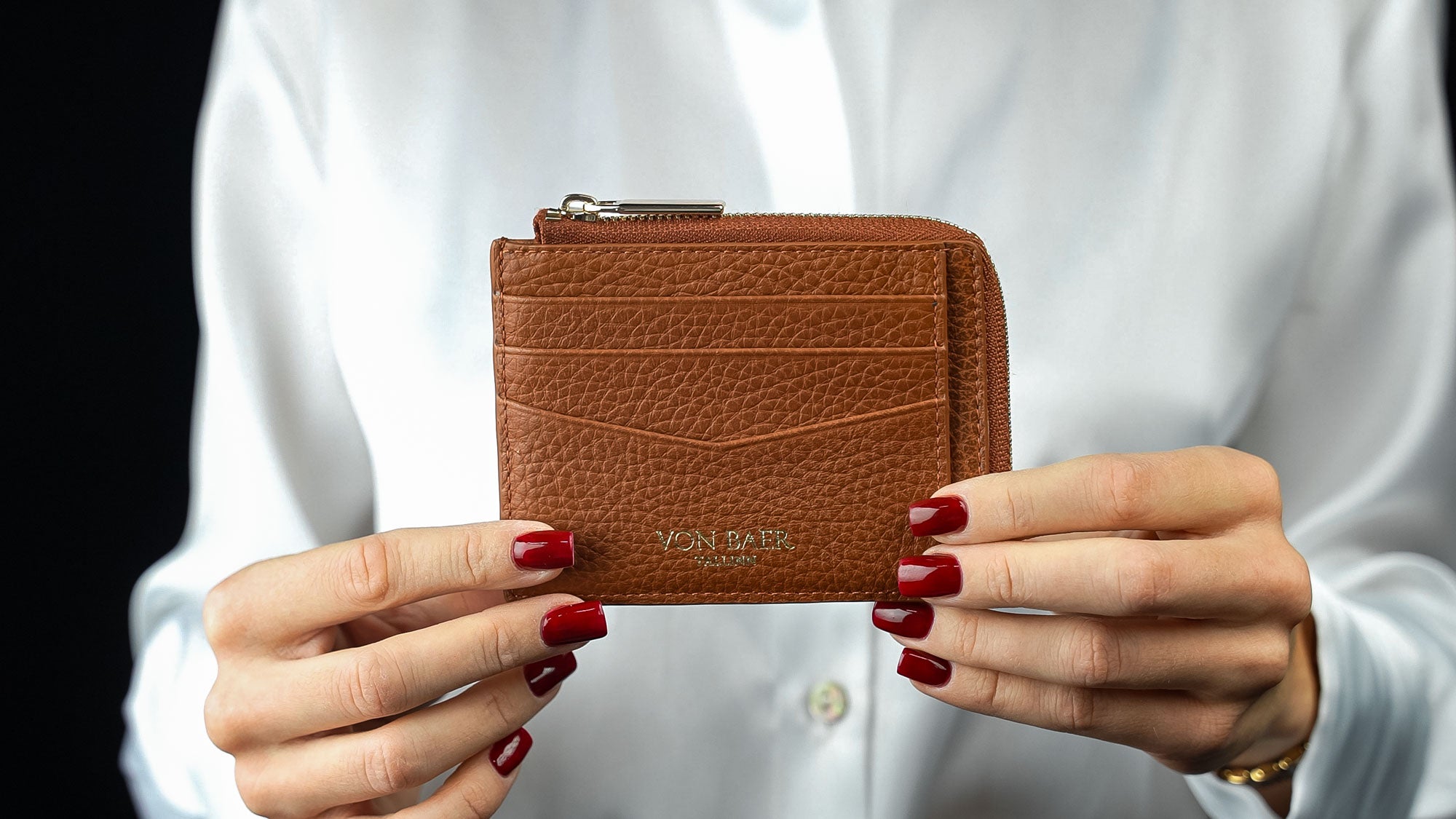 Luxury Full Grain Leather Zip Card Case for Women - Von Baer
