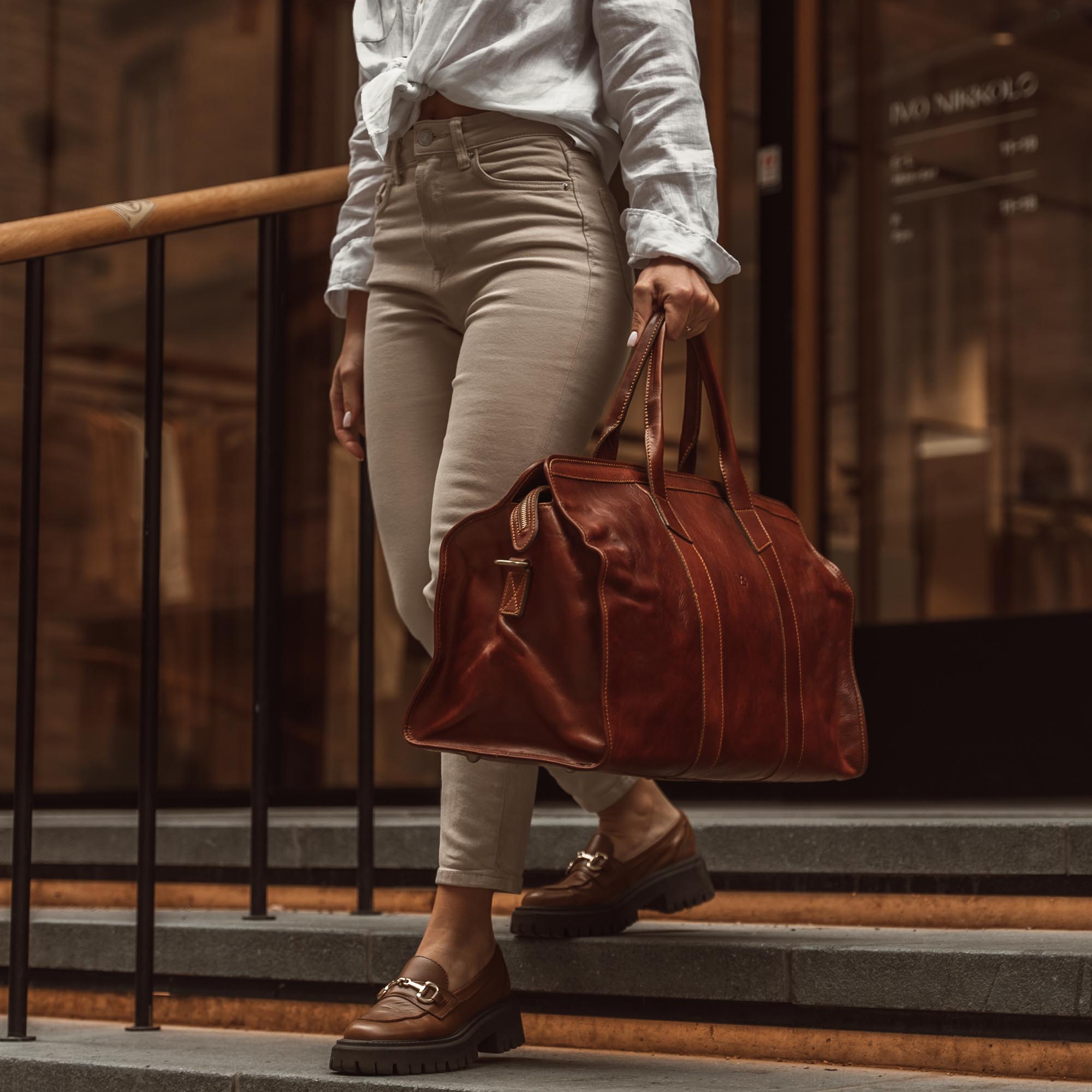 Weekend bag leather women's Clearance