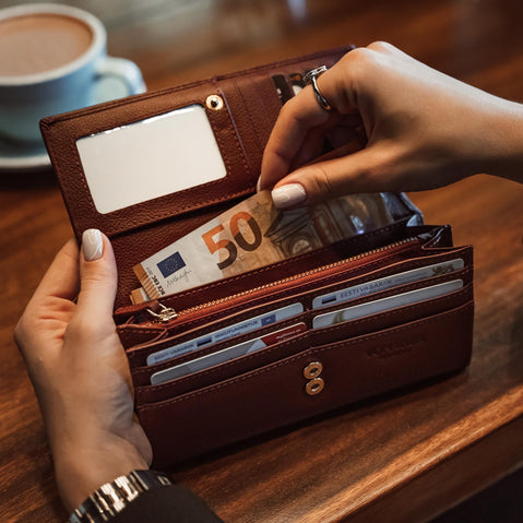 w1 womens leather purse red cash cards lifestyle